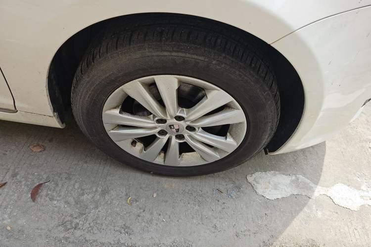 Used Roewe 550 2014 550S 1.8L Manual Smart Selection Model Right Front Wheel Hub