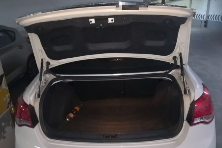 Used Roewe 550 2014 550S 1.8L Manual Smart Selection Model Trunk