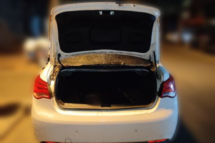 Used Roewe 550 2014 550S 1.8L Manual Smart Selection Model Trunk