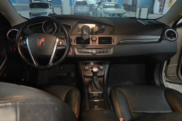 Used Roewe 550 2014 550S 1.8L Automatic Smart Selection Model Center Console