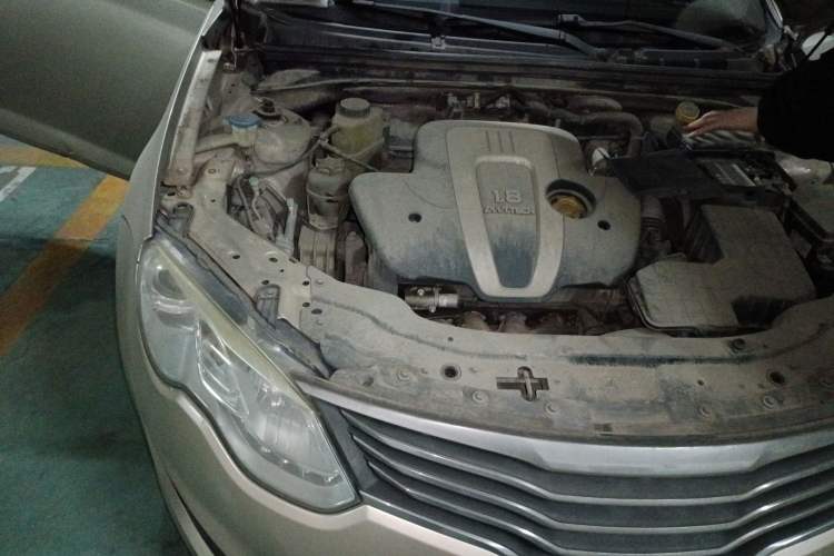Used Roewe 550 2014 550S 1.8L Automatic Smart Selection Model Engine Bay Right