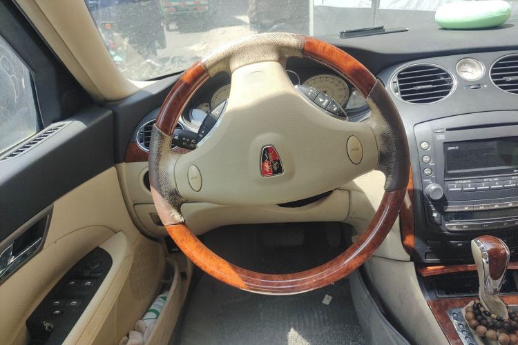 Used Roewe 750 2007 2.5L Regal AT Steering Wheel