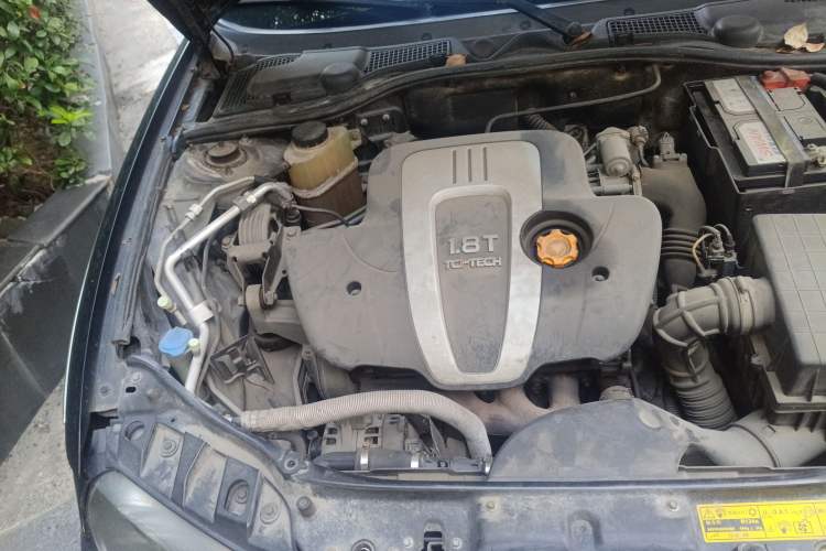 Used Roewe 750 2008 750S 1.8T Xunya Edition AT Engine Bay Right