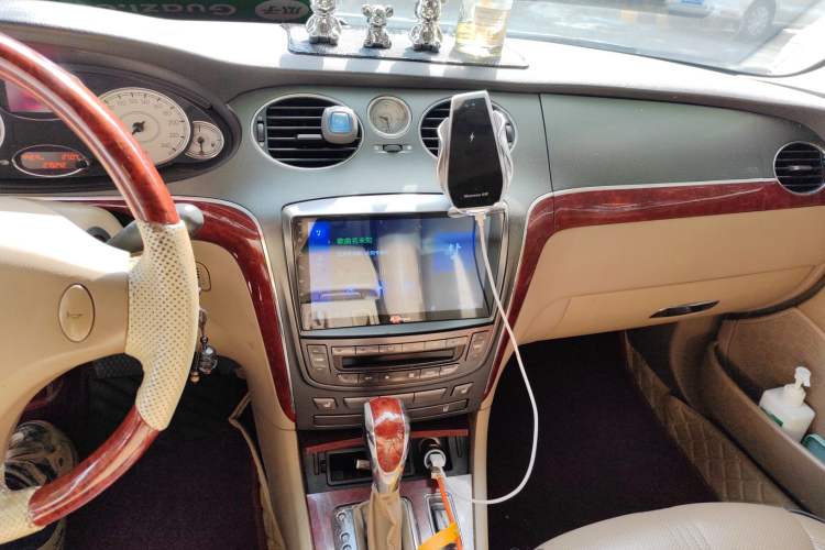 Used Roewe 750 2009 1.8T 750D NAVI Shangya Edition AT Audio And AC Panel
