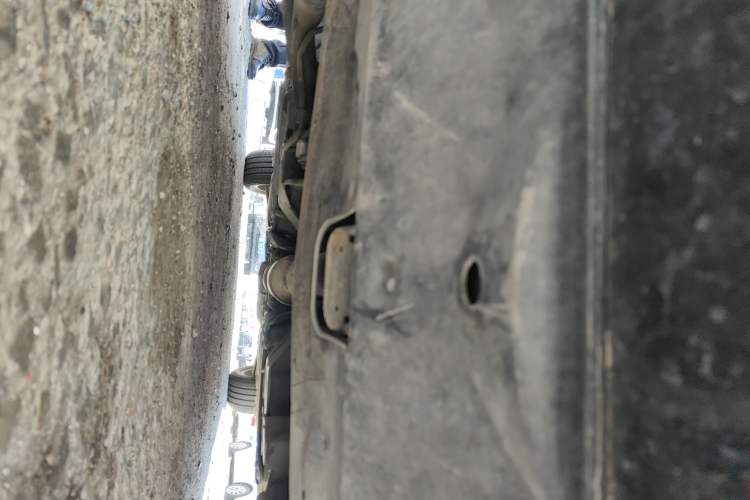 Used Roewe 750 2009 1.8T 750D NAVI Shangya Edition AT Chassis Front