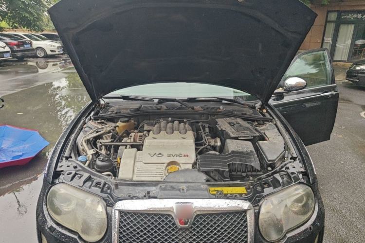 Used Roewe 750 2009 2.5L 750E NAVI Luxury Edition Engine Bay