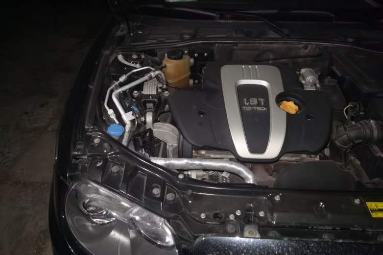 Used Roewe 750 2009 1.8T 750S Xunya Edition AT Engine Bay Right