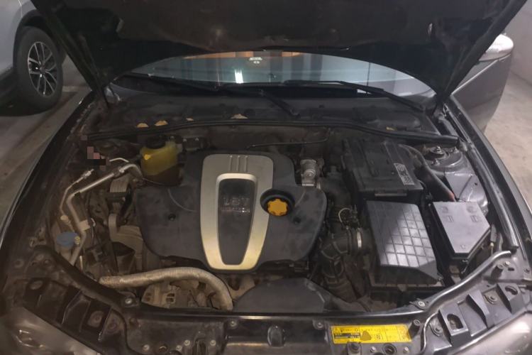 Used Roewe 750 2009 1.8T 750D NAVI Shangya Edition AT Engine Bay