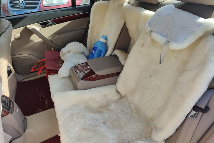 Used Roewe 750 2009 1.8T 750D NAVI Shangya Edition AT Left Rear Seat