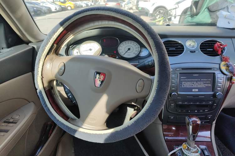 Used Roewe 750 2009 1.8T 750D NAVI Shangya Edition AT Steering Wheel