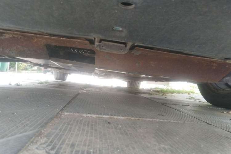 Used Roewe 750 2009 1.8T 750S Xunya Edition AT Chassis Front