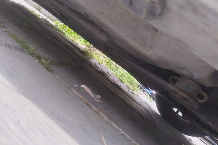 Used Roewe 750 2009 1.8T 750S Xunya Edition AT Chassis Front Right