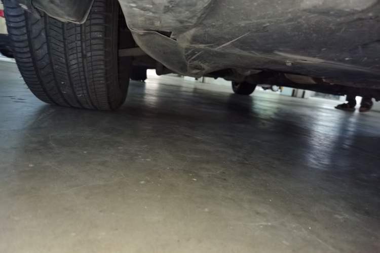 Used Roewe 750 2009 1.8T 750D NAVI Shangya Edition AT Chassis Front Right