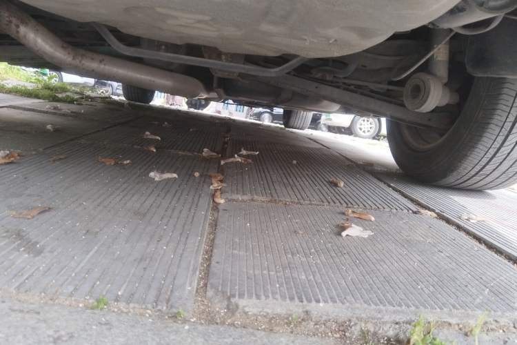 Used Roewe 750 2009 1.8T 750S Xunya Edition AT Chassis Rear
