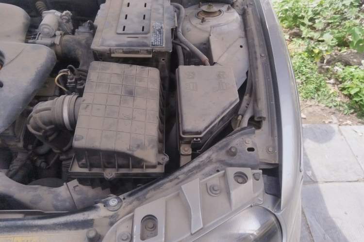 Used Roewe 750 2009 1.8T 750S Xunya Edition AT Engine Bay Left