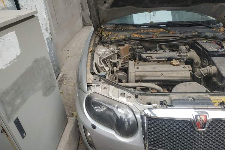Used Roewe 750 2009 1.8T 750D NAVI Shangya Edition AT Engine Bay Right