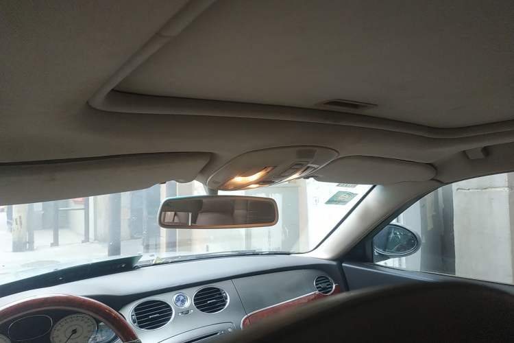 Used Roewe 750 2009 1.8T 750D NAVI Shangya Edition AT Headliner