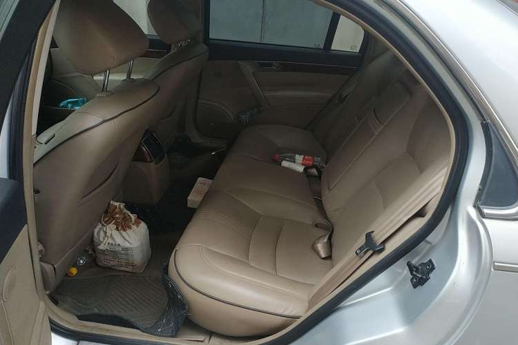 Used Roewe 750 2009 1.8T 750D NAVI Shangya Edition AT Left Rear Seat
