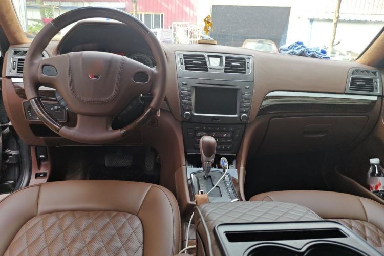 Used Roewe 750 2011 2.5L 750FL NAVI Haoya Edition Center Console