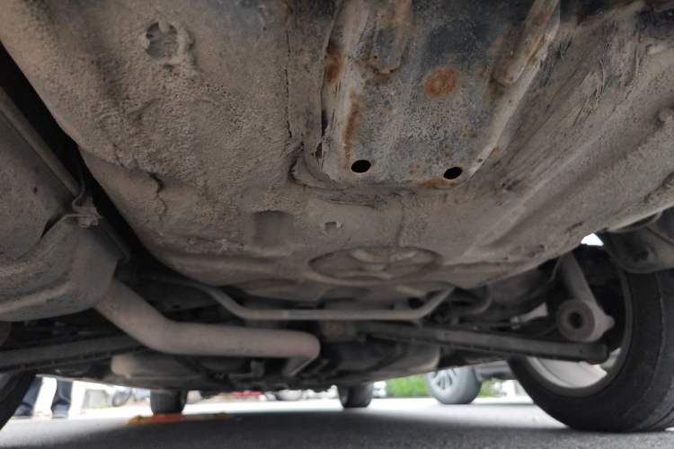 Used Roewe 750 2011 1.8T 750D NAVI Business Edition Automatic Transmission Chassis Rear