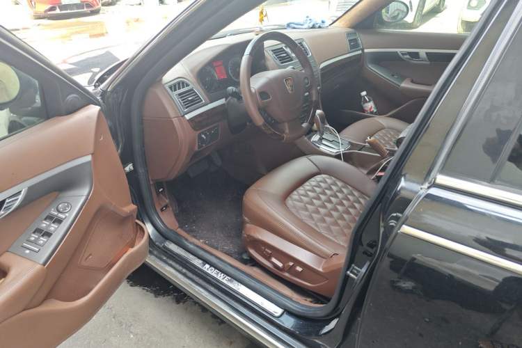 Used Roewe 750 2011 2.5L 750FL NAVI Haoya Edition Driver Seat