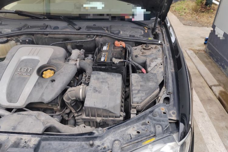 Used Roewe 750 2011 1.8T 750D NAVI Business Edition Automatic Transmission Engine Bay Left