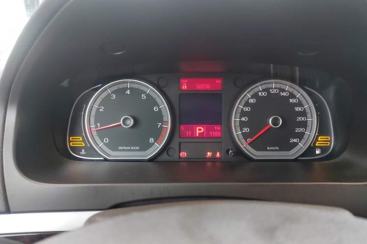 Used Roewe 750 2011 1.8T 750D NAVI Business Edition Automatic Transmission Instrument Cluster