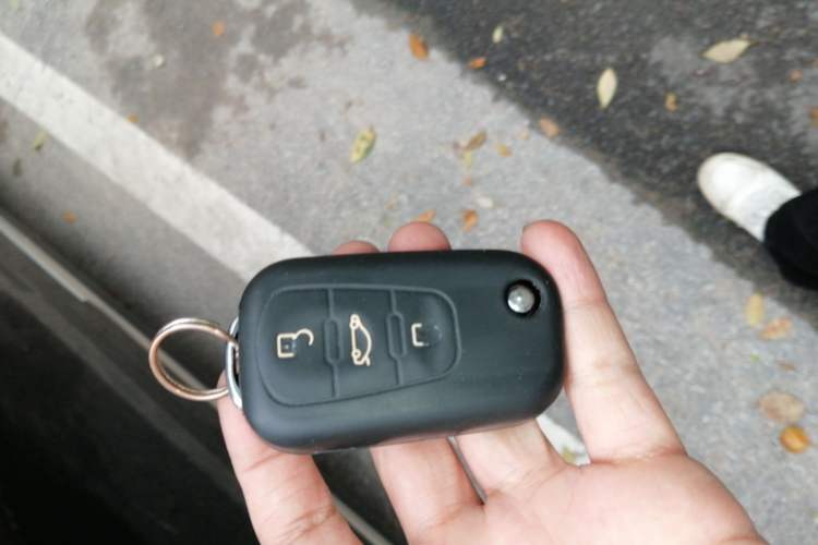 Used Roewe 750 2011 2.5L 750FL NAVI Haoya Edition Vehicle Key