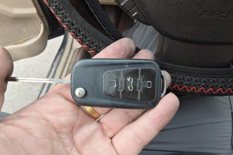 Used Roewe 750 2011 1.8T 750D NAVI Business Edition Automatic Transmission Vehicle Key