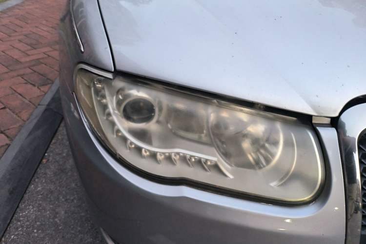 Used Roewe 750 2011 1.8T 750S Xunya Edition AT Right Front Headlight