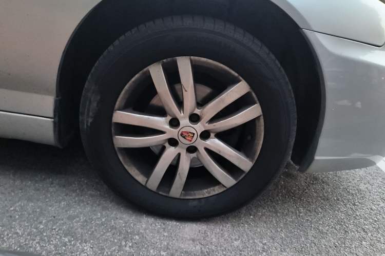 Used Roewe 750 2011 1.8T 750S Xunya Edition AT Right Front Wheel Hub