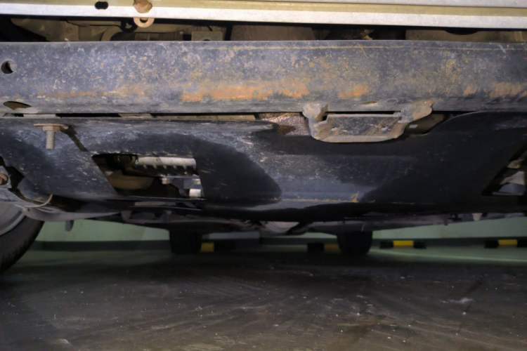 Used Roewe 750 2012 1.8T 750 HYBRID Hybrid Version AT Chassis Front