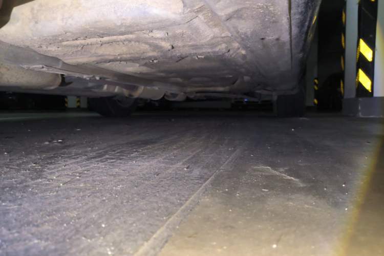Used Roewe 750 2012 1.8T 750 HYBRID Hybrid Version AT Chassis Rear Right