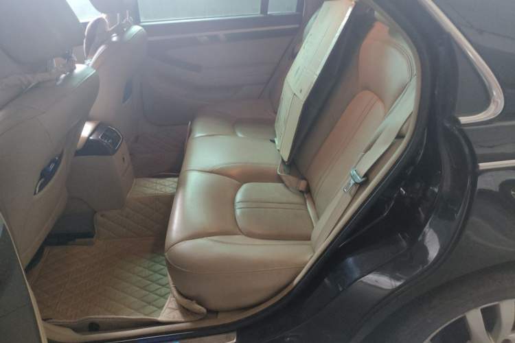 Used Roewe 750 2012 1.8T 750 HYBRID Hybrid Version AT Left Rear Seat
