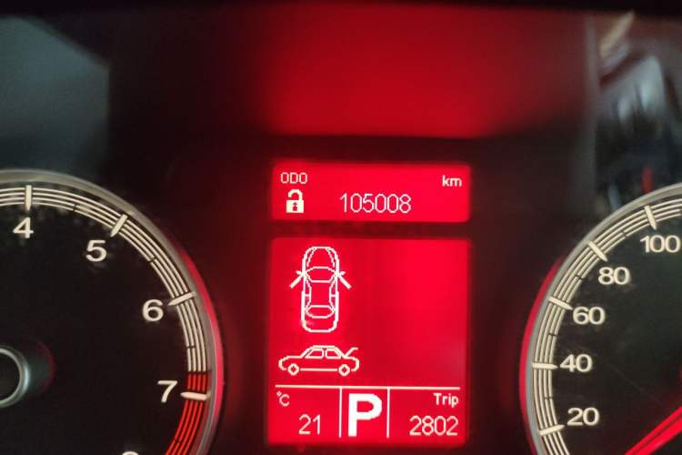 Used Roewe 750 2012 1.8T 750 HYBRID Hybrid Version AT Odometer Close Up