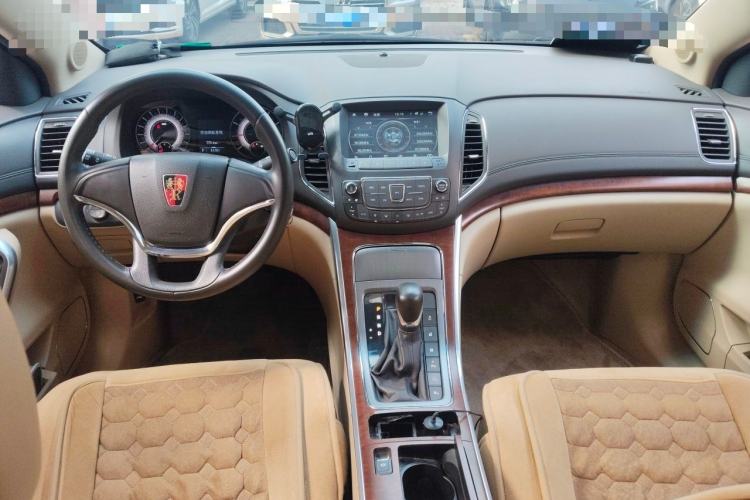 Used Roewe 950 2012 2.0L Comfort Edition Center Console