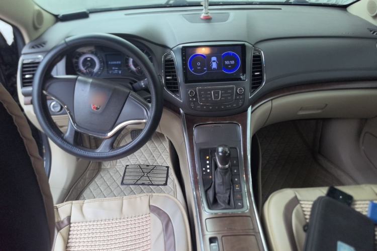 Used Roewe 950 2012 2.0L Comfort Edition Center Console