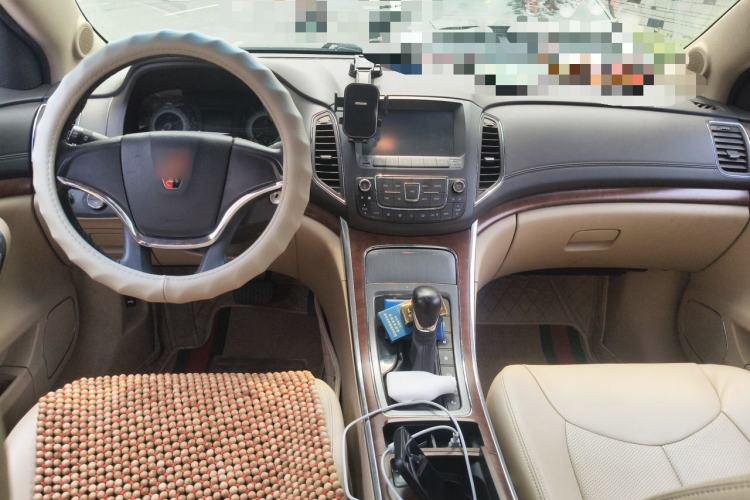 Used Roewe 950 2012 2.0L Comfort Edition Center Console