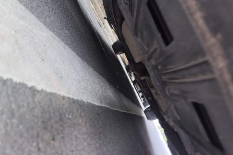 Used Roewe 950 2012 2.0L Comfort Edition Chassis Front