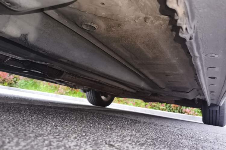 Used Roewe 950 2012 2.4L Luxury Edition Chassis Front Left