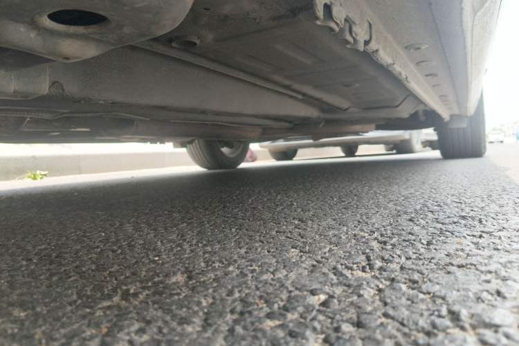 Used Roewe 950 2012 2.0L Comfort Edition Chassis Front Left