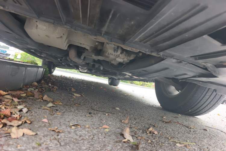 Used Roewe 950 2012 2.0L Comfort Edition Chassis Front