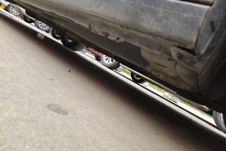 Used Roewe 950 2012 2.0L Comfort Edition Chassis Front Right