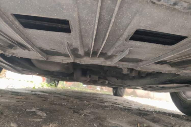 Used Roewe 950 2012 2.4L Luxury Edition Chassis Front