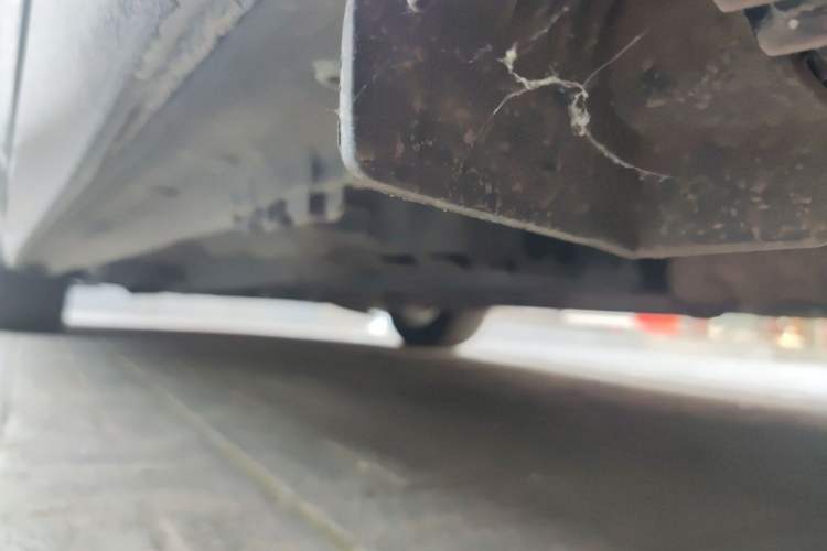 Used Roewe 950 2012 2.0L Comfort Edition Chassis Rear Left