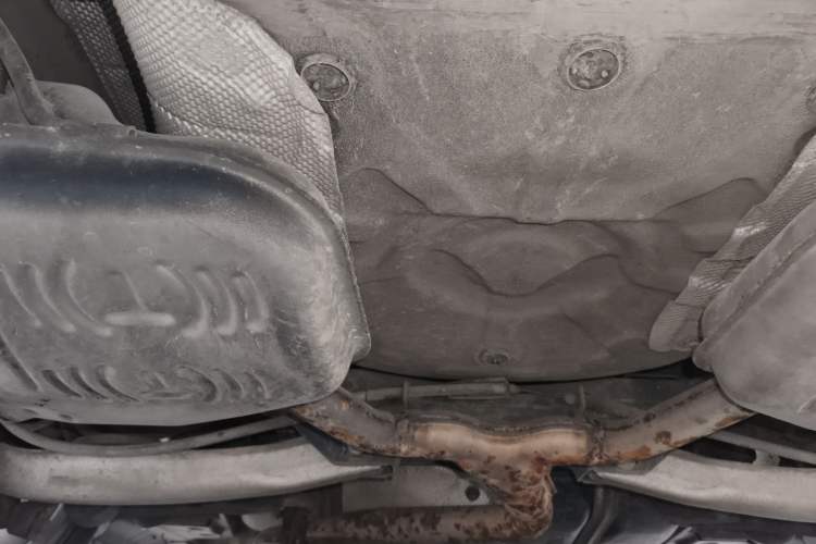 Used Roewe 950 2012 2.4L Luxury Edition Chassis Rear