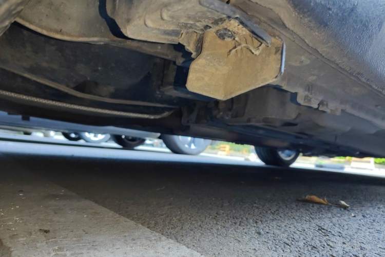 Used Roewe 950 2012 2.4L Luxury Executive Edition Chassis Rear Right