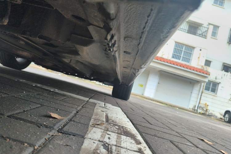 Used Roewe 950 2012 2.0L Comfort Edition Chassis Rear Right