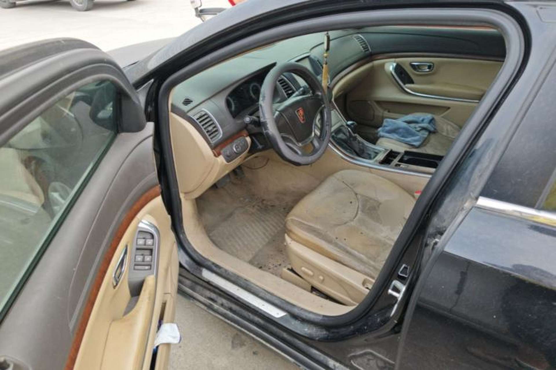 Used Roewe 950 2012 2.0L Comfort Edition Driver Seat