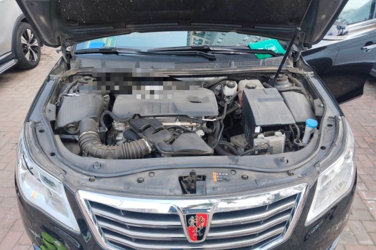 Used Roewe 950 2012 2.0L Comfort Edition Engine Bay